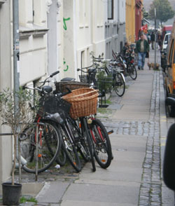 IMG_0259_bike_parking.jpg
