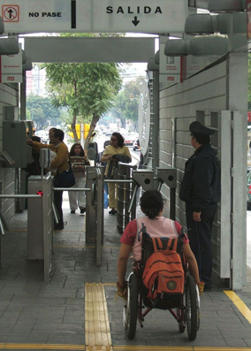 mexico_city_BRT_station_1.jpg