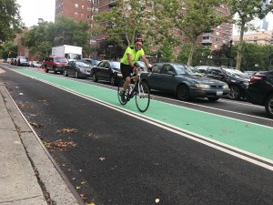 The city needs even more of these kinds of protected bike lanes. Photo: Gersh Kuntzman