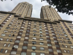 25 Central Park West, whose board is trying to stop a lifesaving traffic safety improvement. Photo: Vivian Lipson