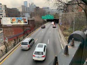 Does this section of the BQE "need" to be replaced — or is that just what car-culture-blinded politicians think they're supposed to do? Photo: Gersh Kuntzman