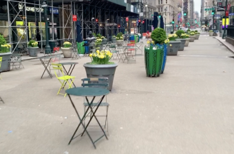 More pedestrian space will give crammed-in New Yorkers room to recreate in a socially responsible way, yet not attract the crowds that Mayor de Blasio fears, as this sitting area on Broadway in Herald Square shows. Photo: Gersh Kuntzman