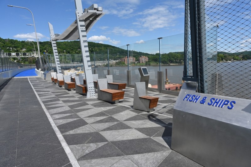 A bit narrow, wouldn't you say? Photo: NYS