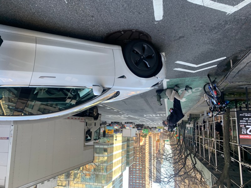 A DOT-led investigation of a crash like this would have led to street design changes. But the NYPD did nothing, as Streetsblog reported. File photo: Gersh Kuntzman