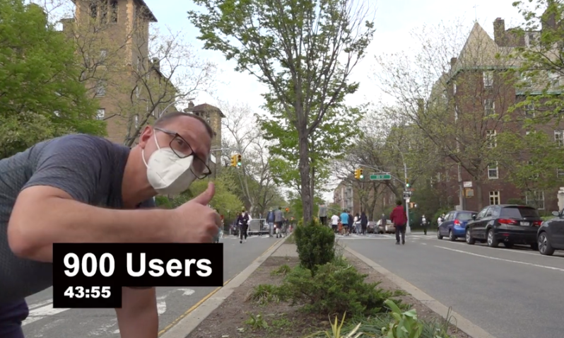 The auteur on the avenue.