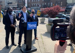 Mayoral candidate Andrew Yang spoke on Thursday about police reform. He was frequently interrupted. Photo: Gersh Kuntzman