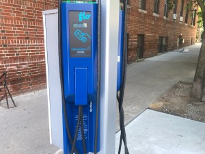Here's a Flo charging station that the city unveiled in the Bronx earlier this year. Photo: Streetsblog