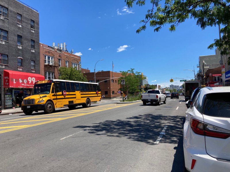 Northern Boulevard at 100th Street. Photo: Julianne Cuba