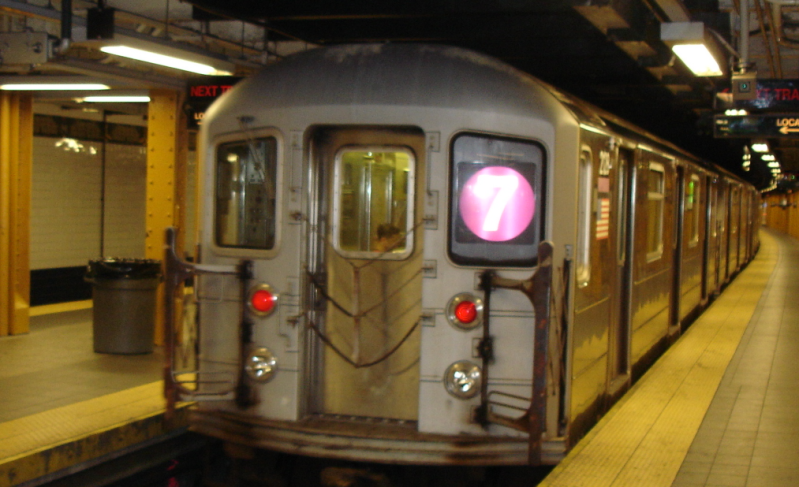 The No. 7 train. As loud car drivers complain about congestion pricing, the MTA's subway brings economic benefits to everyone. Photo: Wikimedia Commons