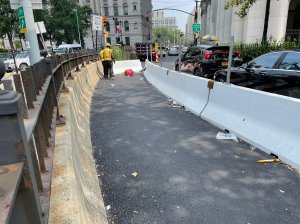 Brooklyn Bridge bike lane construction: Now in Manhattan. Photo: Dave Colon