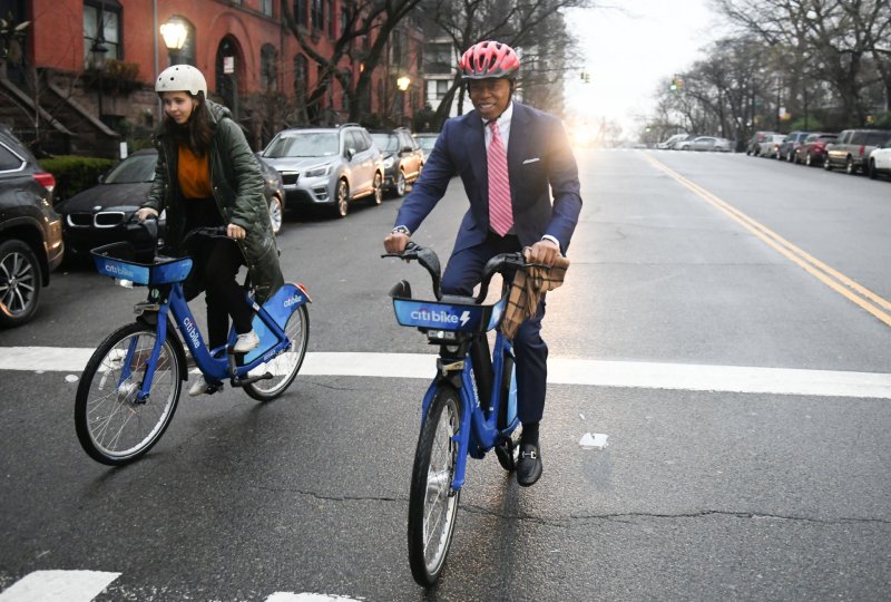 Mayor Eric Adams doing a very normal thing. Photo: NYC Mayor's Office
