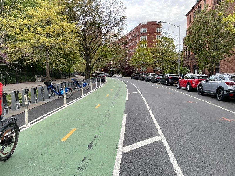Damn imagine if this bike lane on Plaza Street West had some actual protection on it. Photo: Dave Colon