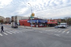 There is just an unprotected bike lane at 21st Street, which the city designates as a Vision Zero priority corridor. Photo: Google