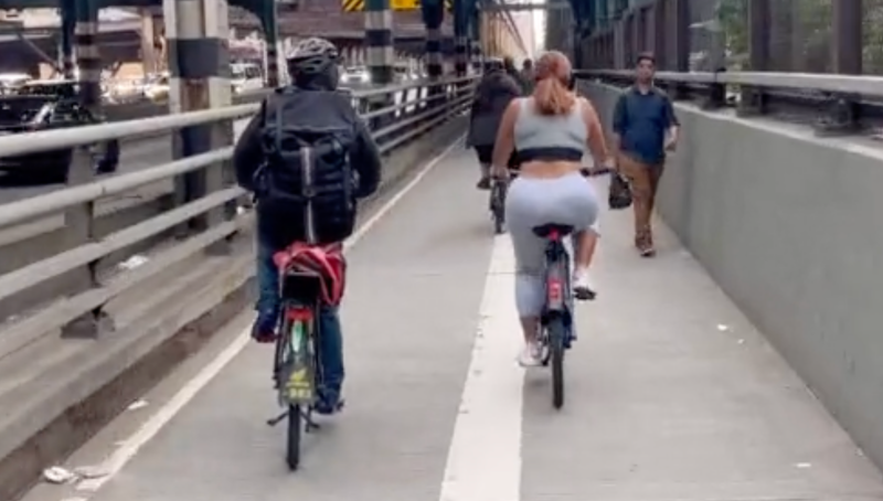 It's crowded on that bridge. Photo: Clarence Eckerson Jr.